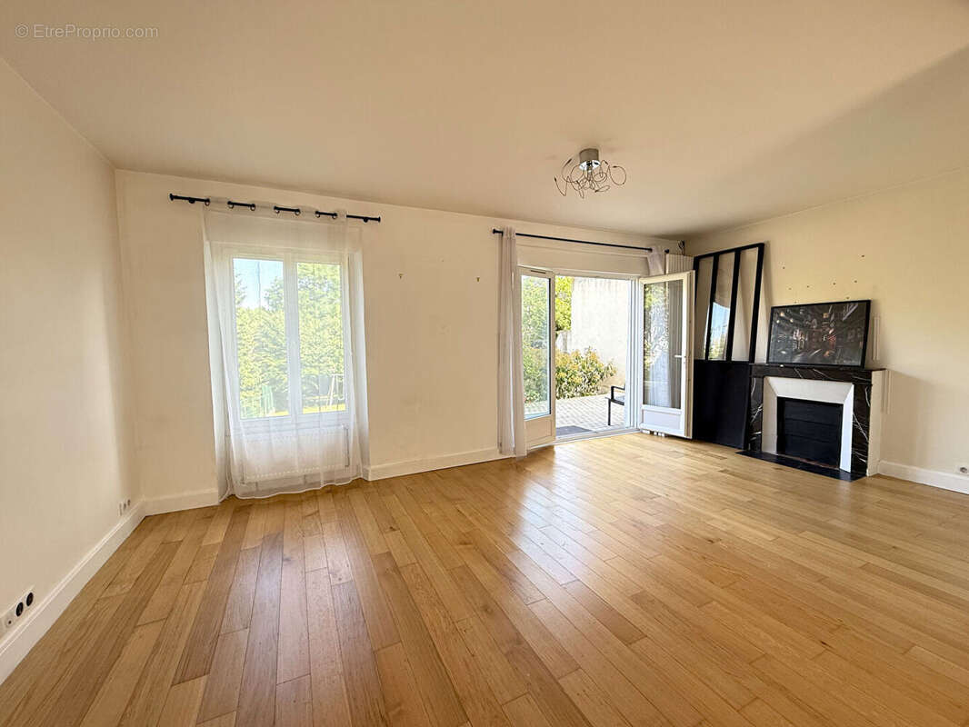 Maison à NEUILLY-PLAISANCE