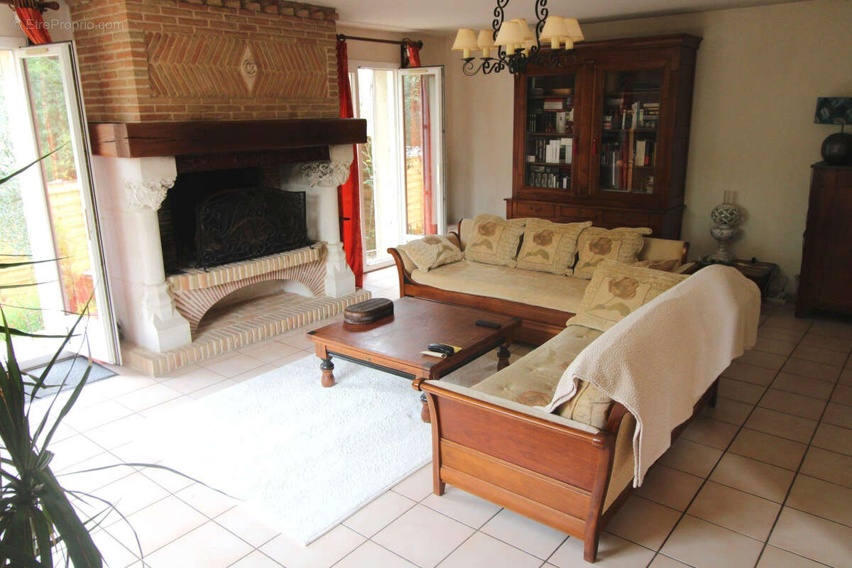 Maison à SARTROUVILLE