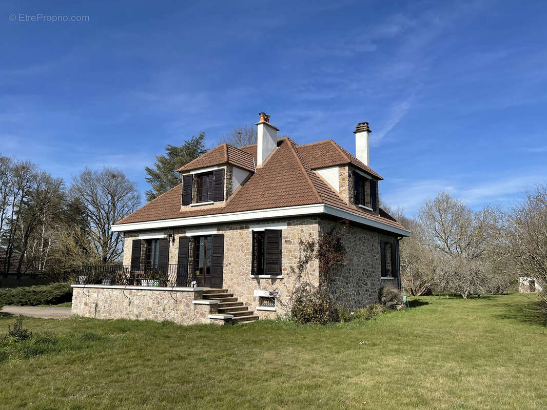 Maison à FRESSELINES