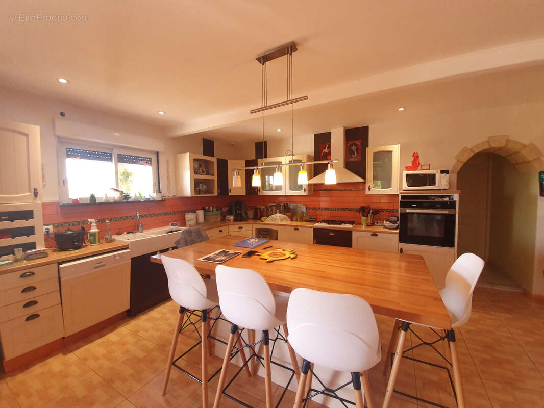 Maison à SAINT-SATURNIN