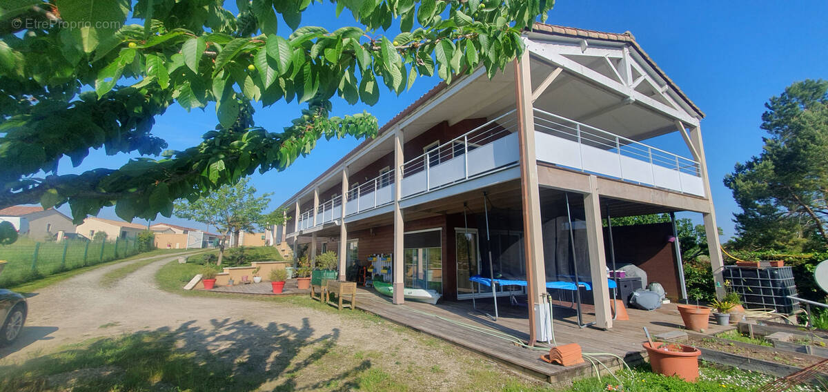 Maison à SAINT-SATURNIN