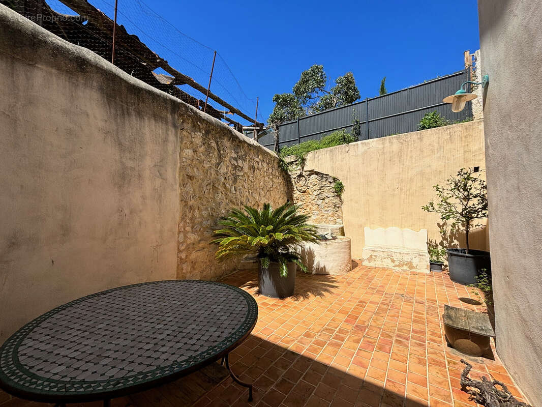 Maison à PUISSERGUIER