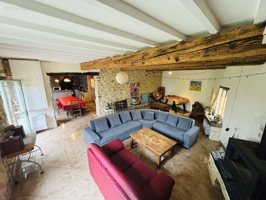 Maison à SAINT-HILAIRE