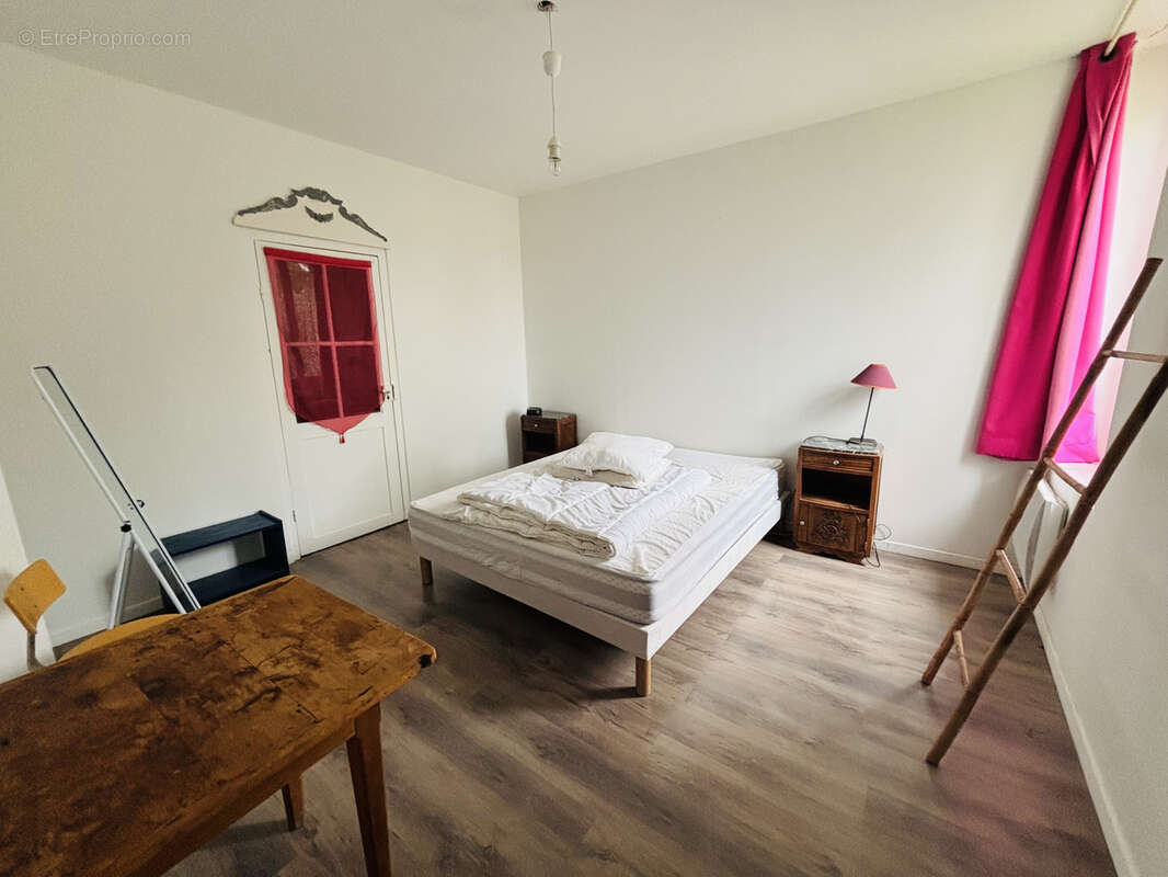 Maison à SAINT-HILAIRE