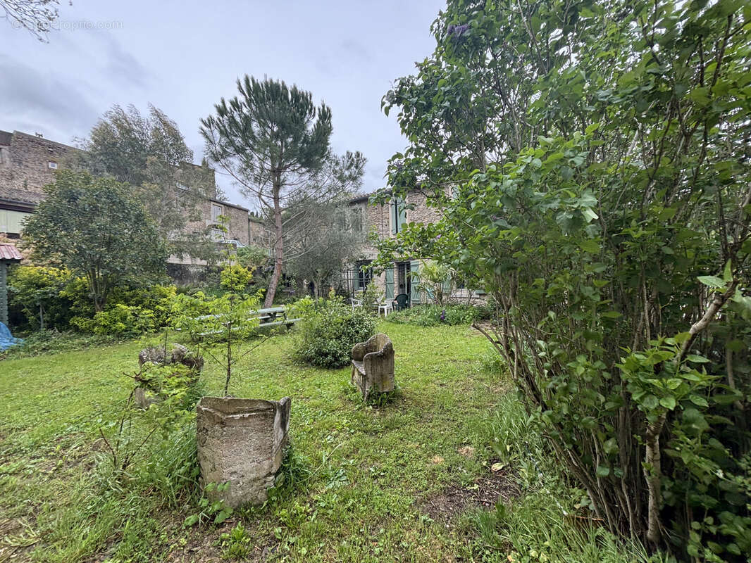 Maison à SAINT-HILAIRE