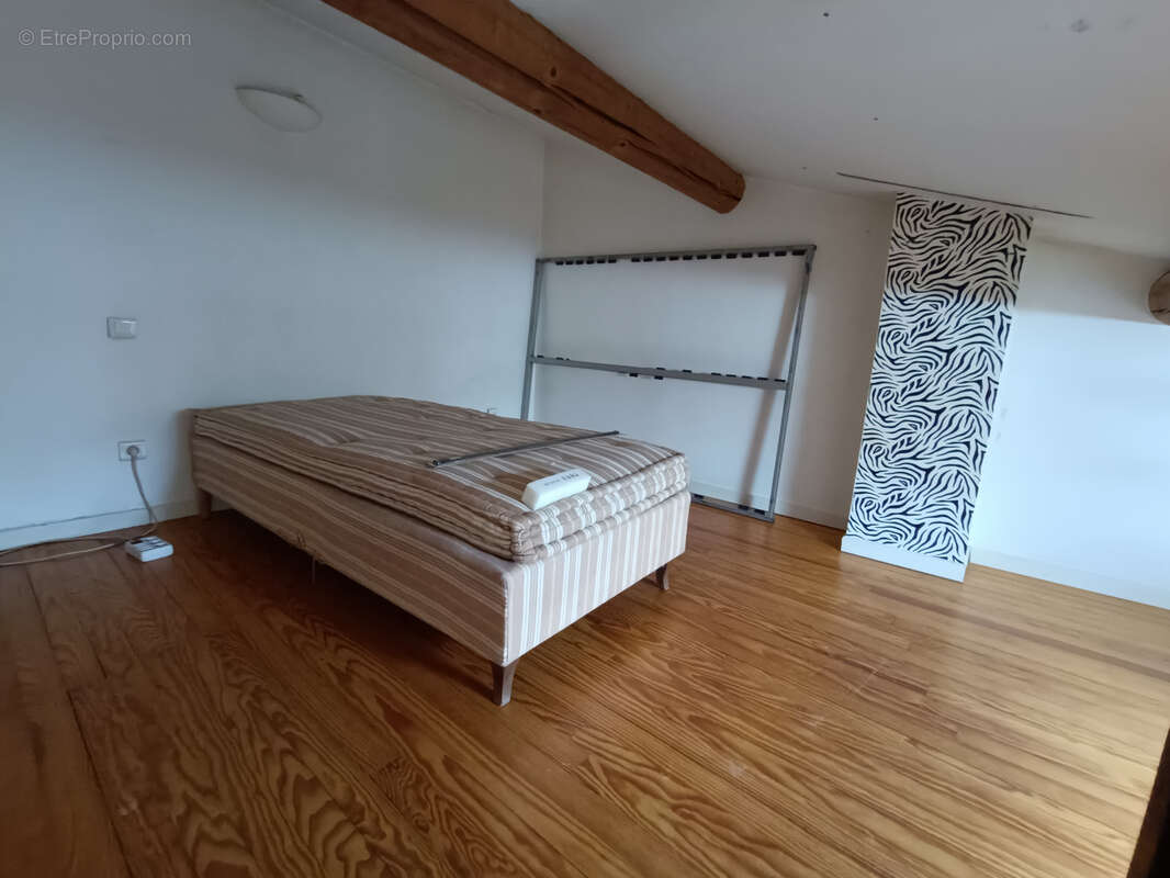 Appartement à VAISON-LA-ROMAINE