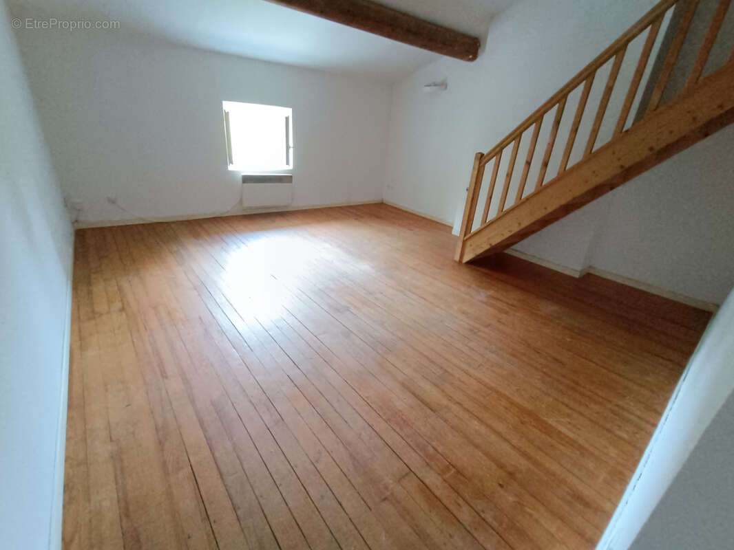 Appartement à VAISON-LA-ROMAINE