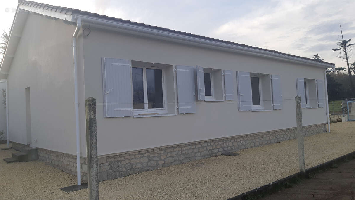 Maison à SAINT-SULPICE-DE-ROYAN