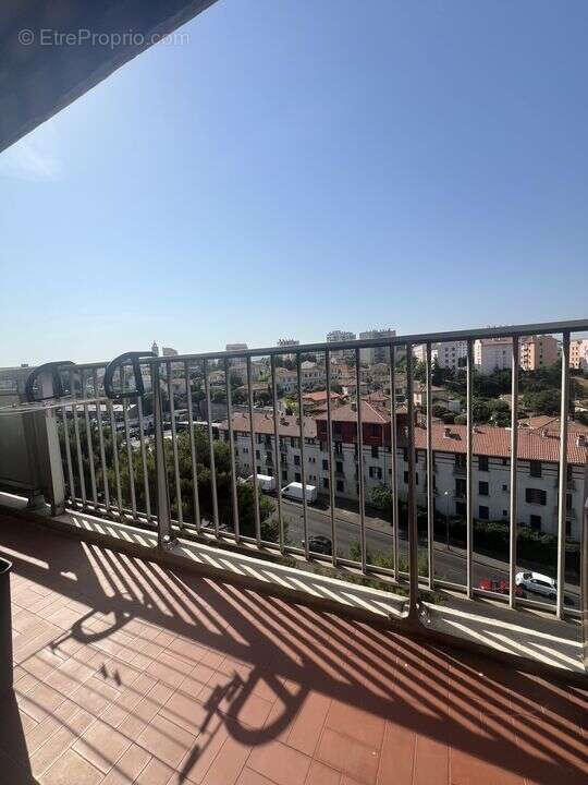 Appartement à MARSEILLE-13E