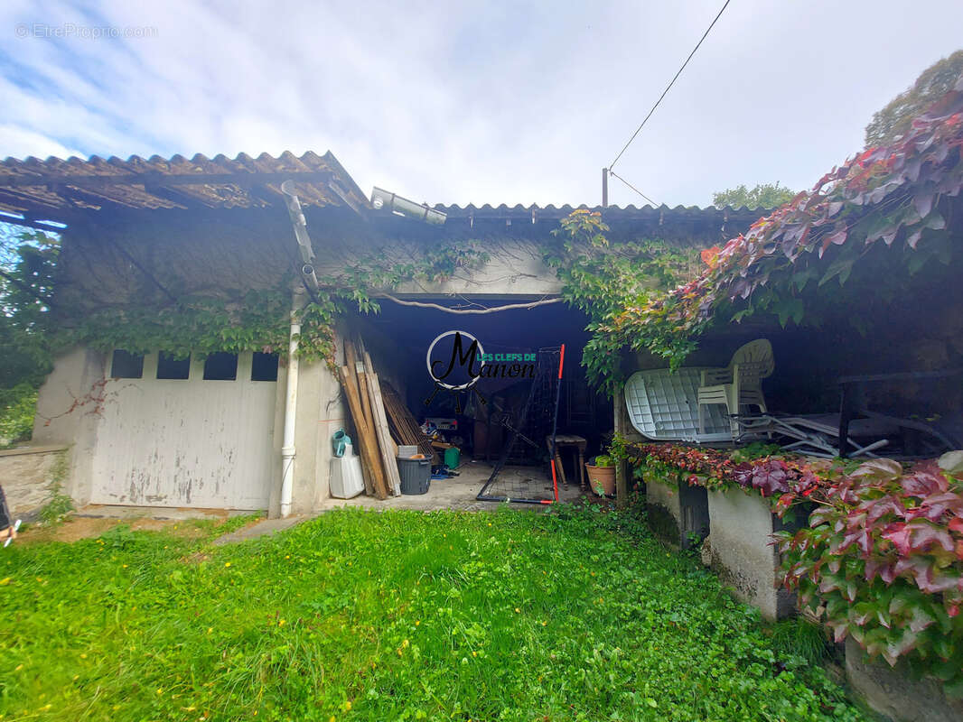 Maison à BESSINES-SUR-GARTEMPE