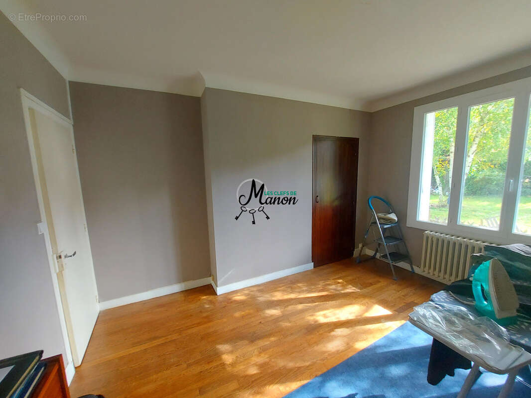 Maison à BESSINES-SUR-GARTEMPE