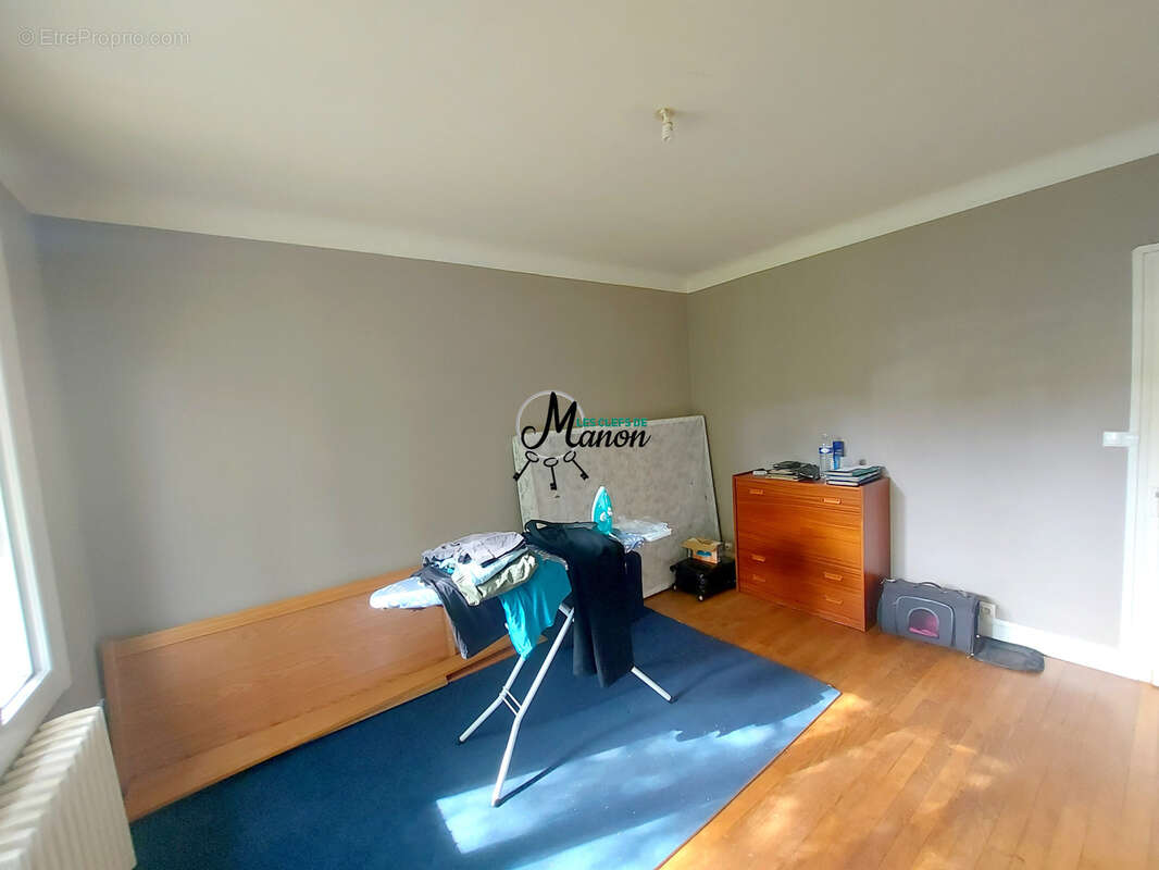 Maison à BESSINES-SUR-GARTEMPE