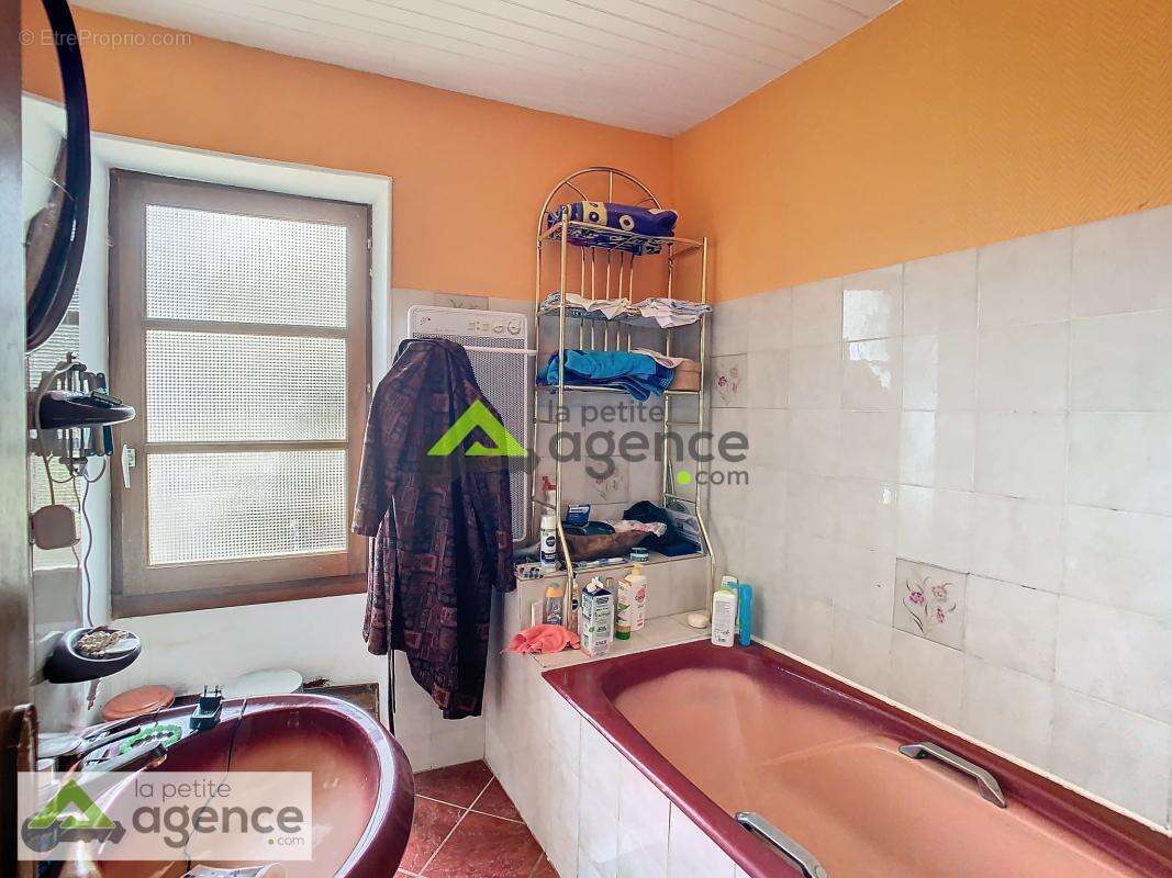 Maison à BELLEGARDE-EN-MARCHE