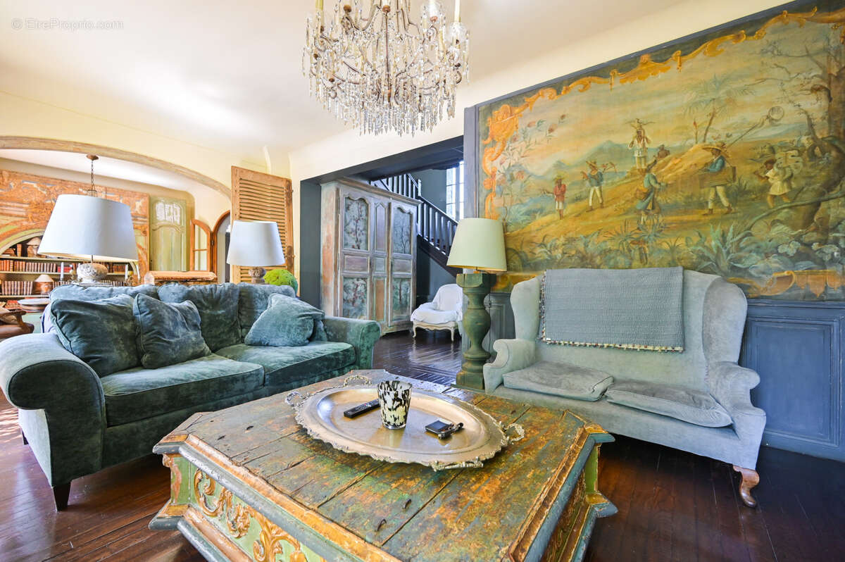 Maison à SAINT-MAUR-DES-FOSSES