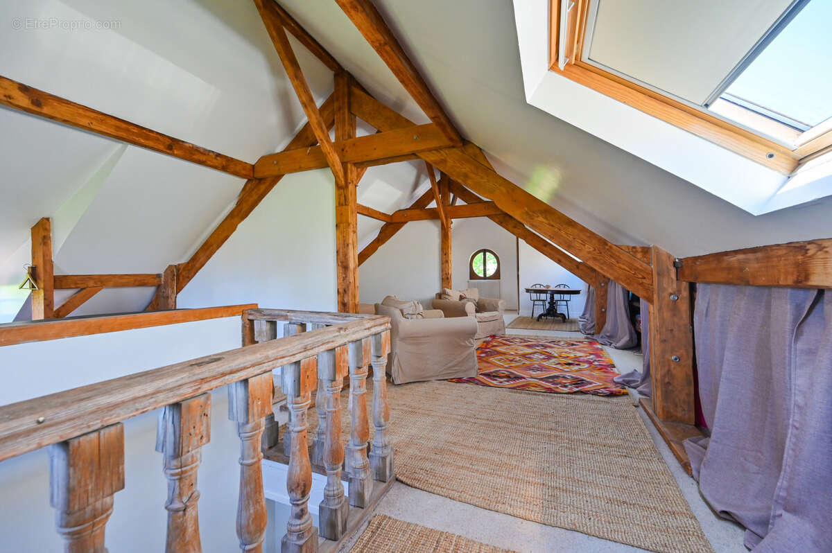 Maison à SAINT-MAUR-DES-FOSSES