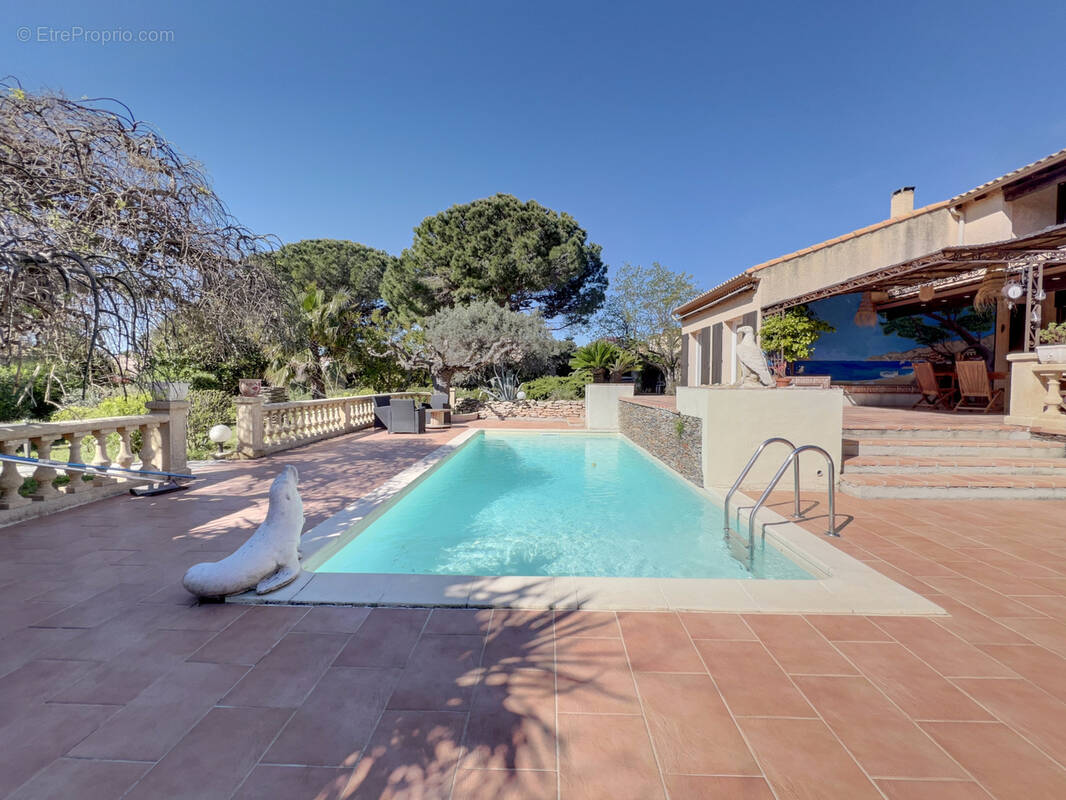 Maison à SAUSSET-LES-PINS