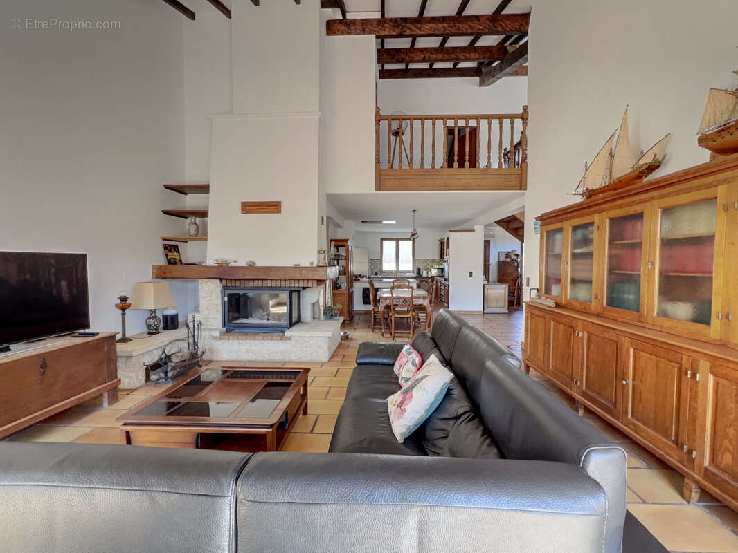 Maison à SAUSSET-LES-PINS