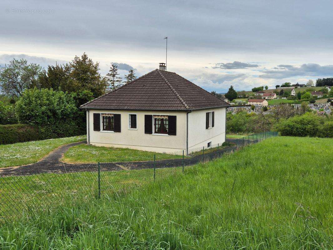 Maison à POUILLY-SUR-LOIRE