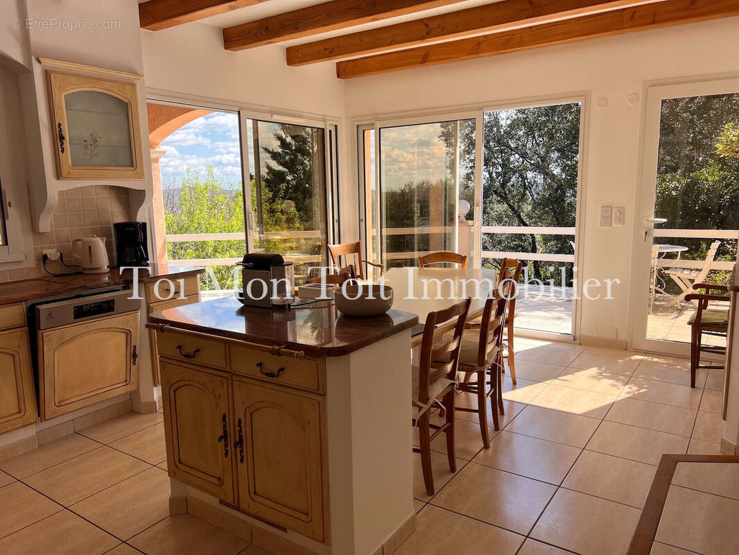 Maison à SAINT-JEAN-DE-CRIEULON