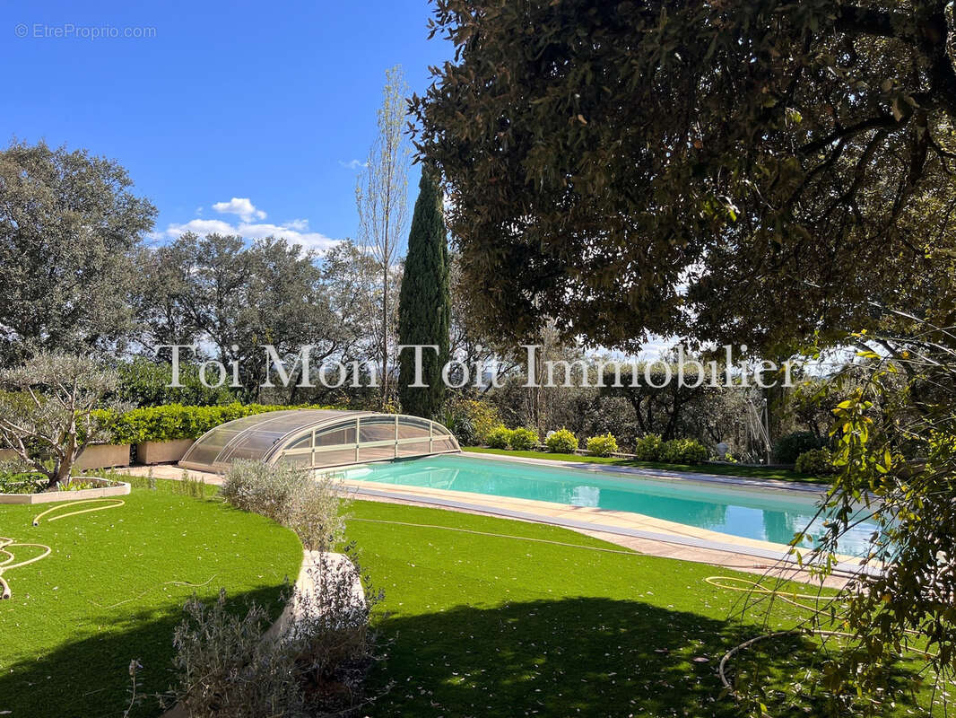 Maison à SAINT-JEAN-DE-CRIEULON