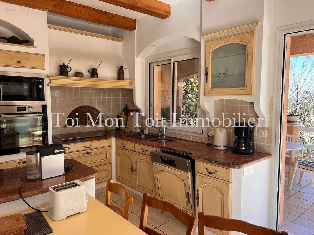 Maison à SAINT-JEAN-DE-CRIEULON