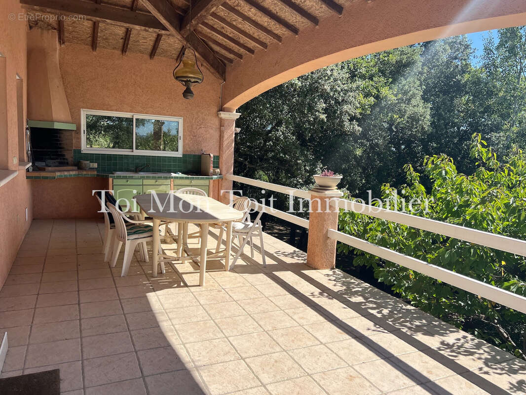 Maison à SAINT-JEAN-DE-CRIEULON