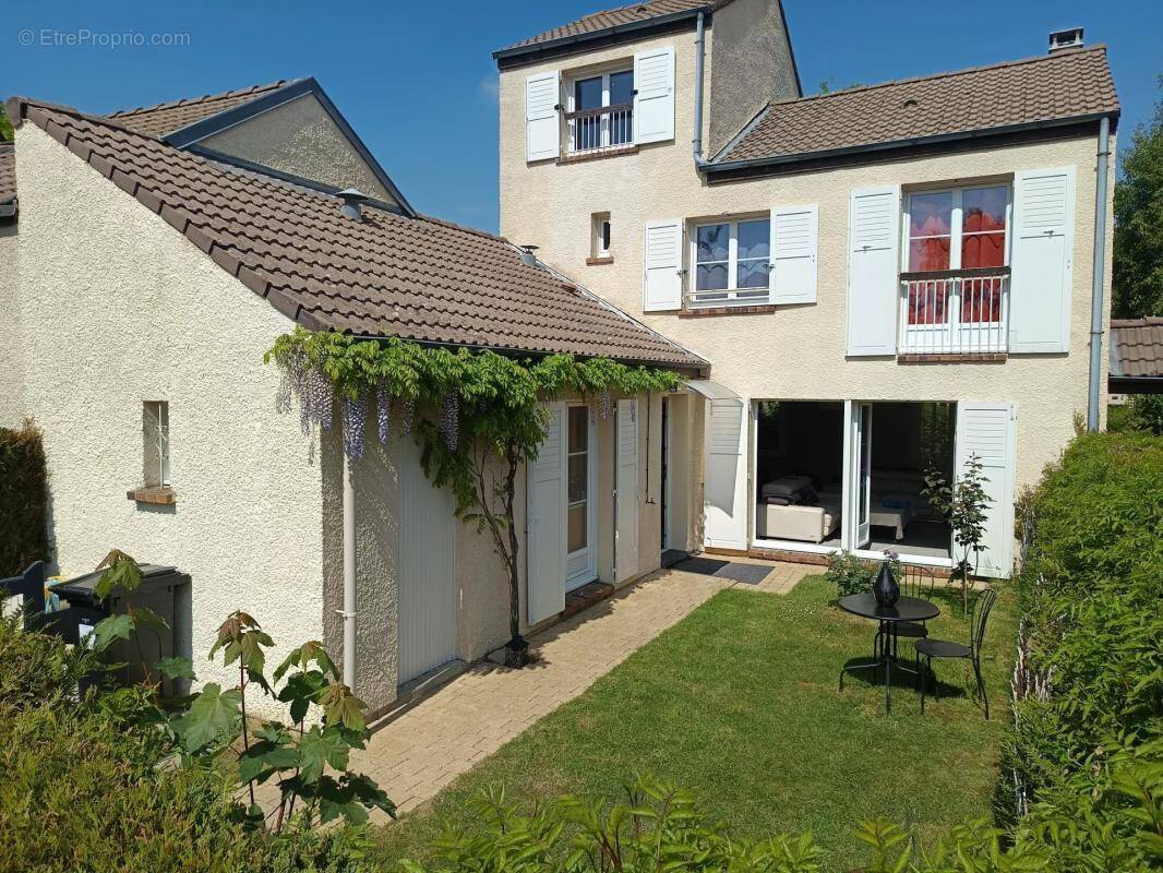 Maison à GUYANCOURT