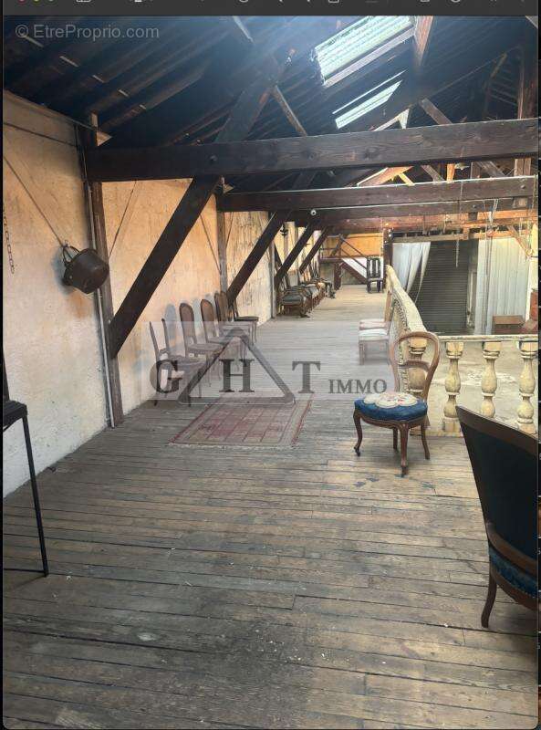 Commerce à EPINAY-SUR-SEINE