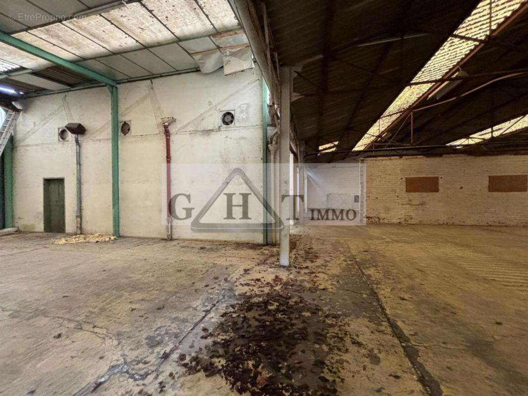 Commerce à SAINT-MAUR-DES-FOSSES