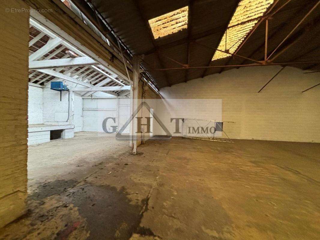 Commerce à SAINT-MAUR-DES-FOSSES