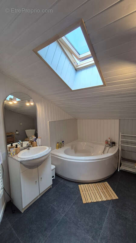 Maison à SAINT-AMAND-SUR-FION