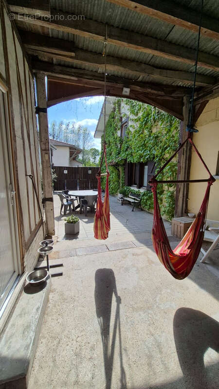 Maison à SAINT-AMAND-SUR-FION