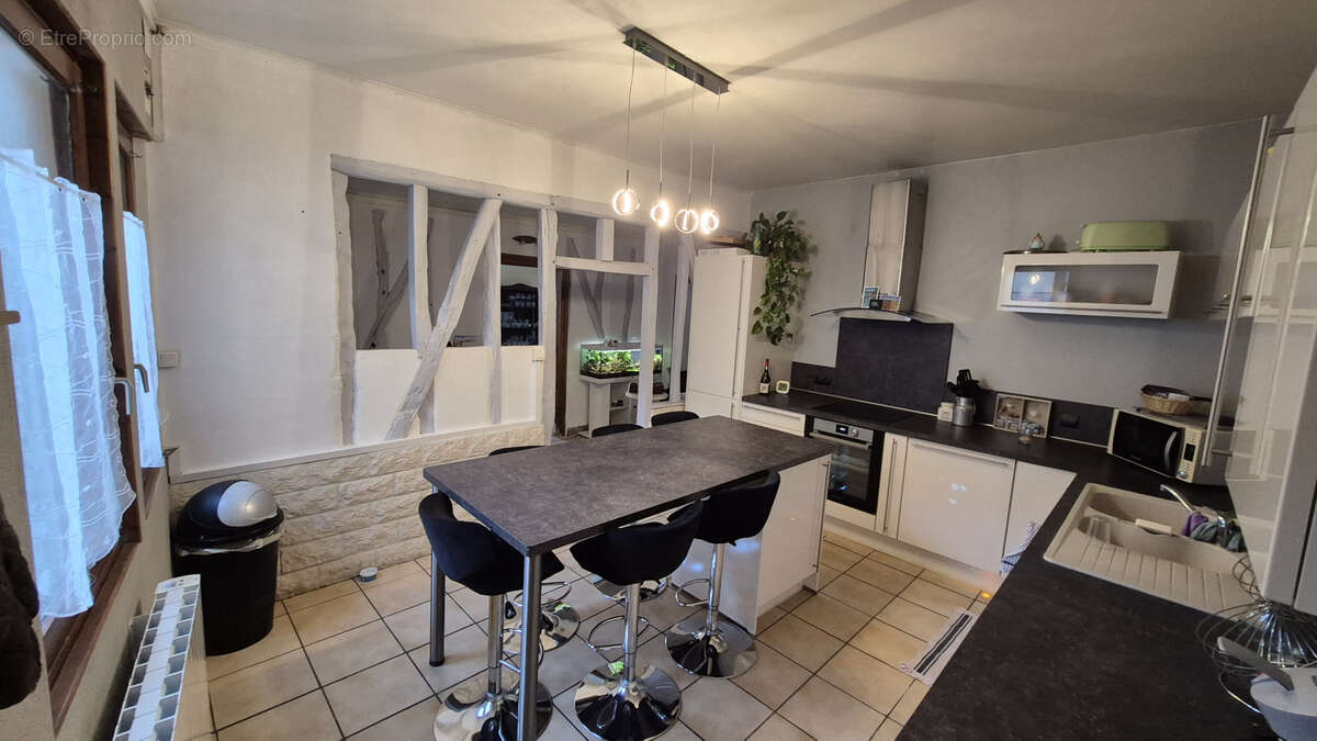 Maison à SAINT-AMAND-SUR-FION