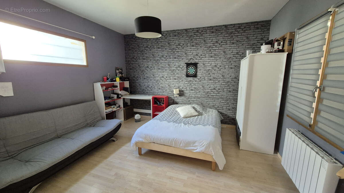 Maison à SAINT-AMAND-SUR-FION