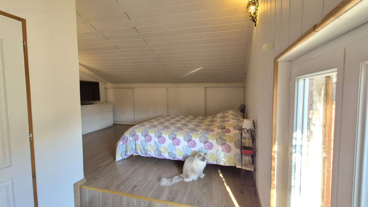 Maison à SAINT-AMAND-SUR-FION