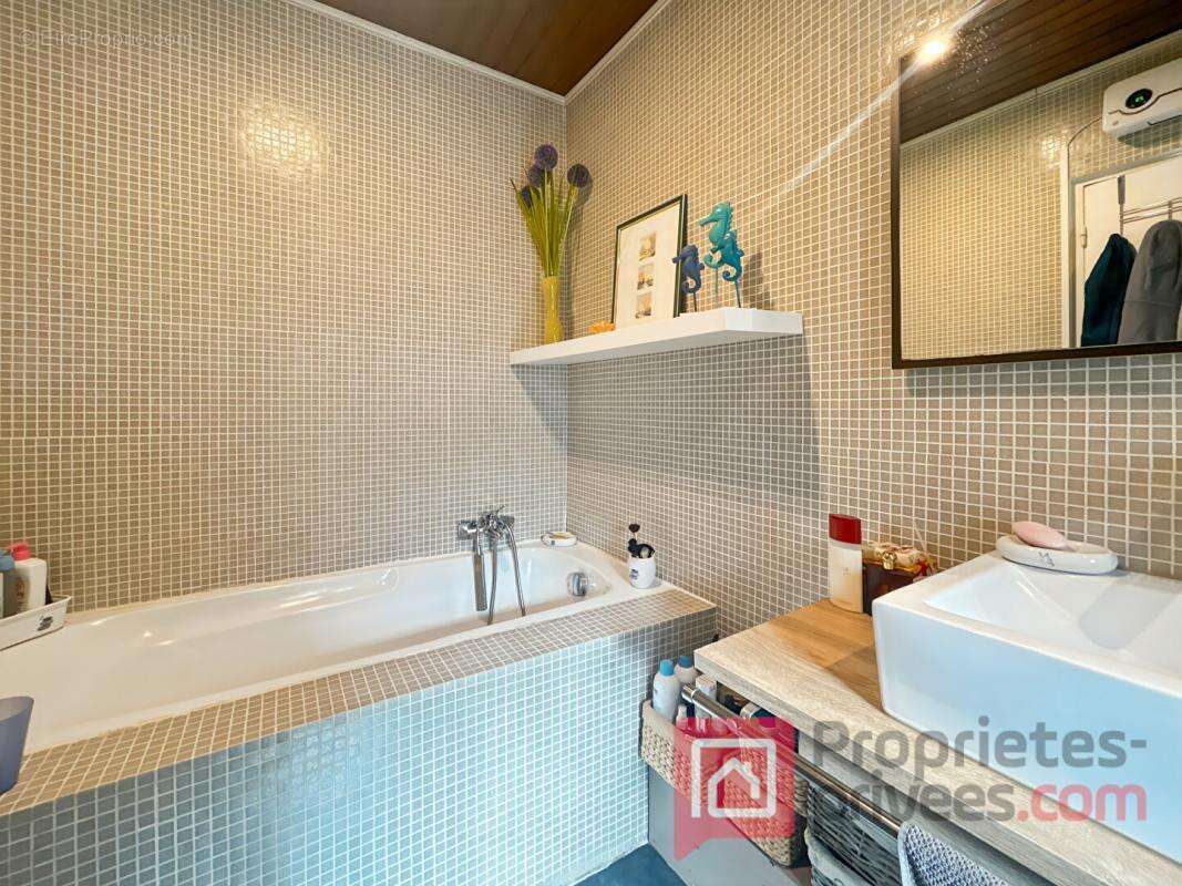 Maison à MONTIGNY-EN-GOHELLE