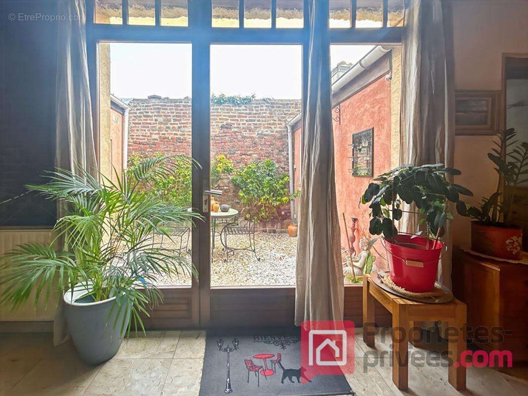 Maison à MONTIGNY-EN-GOHELLE