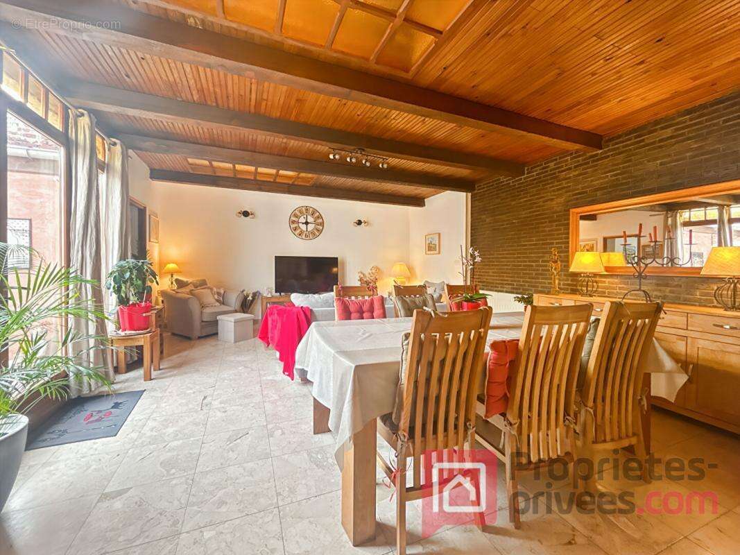 Maison à MONTIGNY-EN-GOHELLE