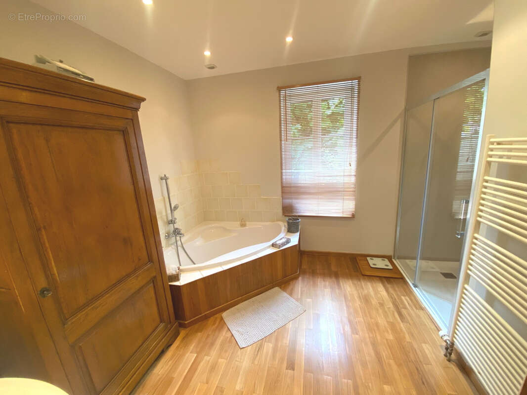 Maison à BELLERIVE-SUR-ALLIER