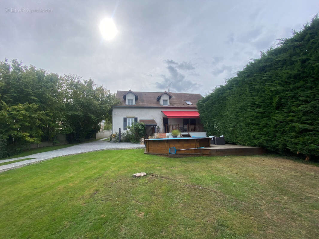 Maison à BELLERIVE-SUR-ALLIER