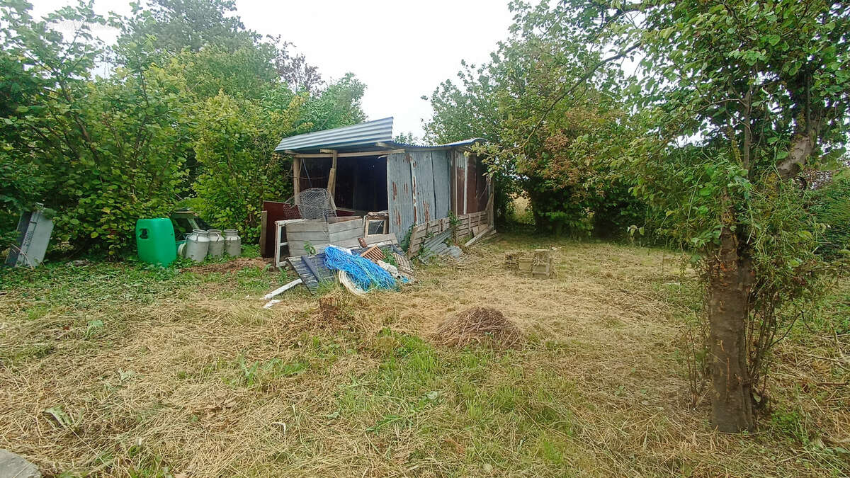 Maison à HEUGUEVILLE-SUR-SIENNE