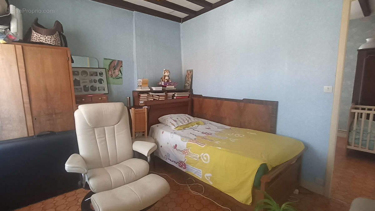 Maison à HEUGUEVILLE-SUR-SIENNE