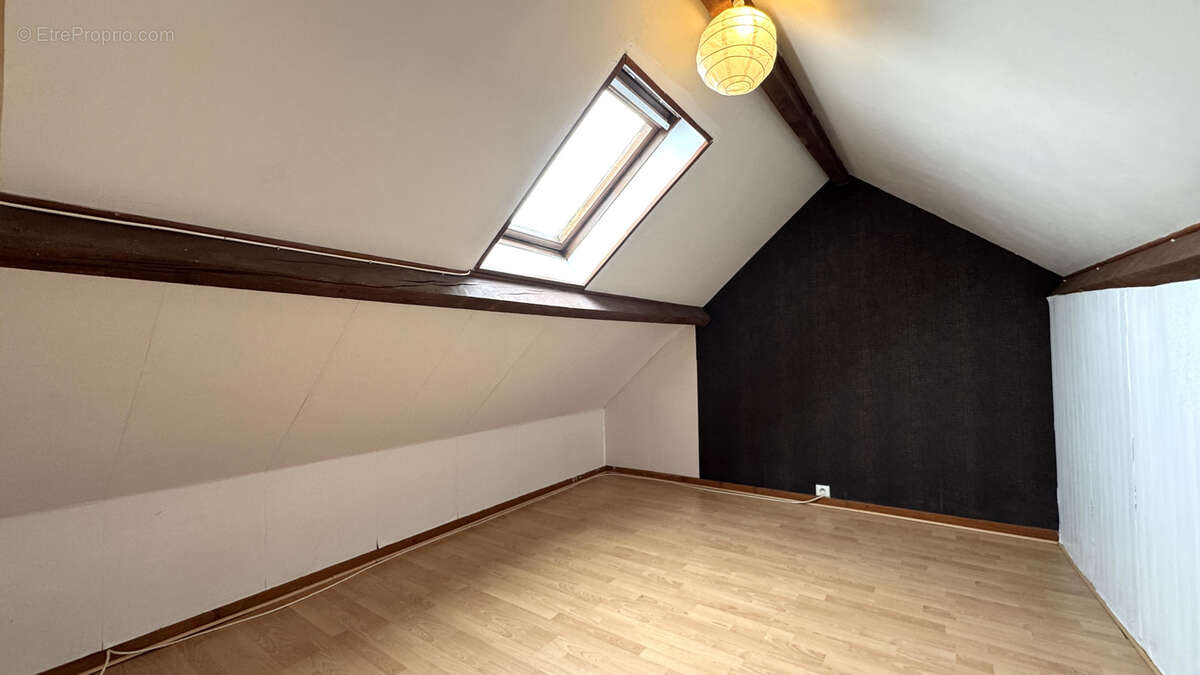 Maison à NANTEUIL-LES-MEAUX