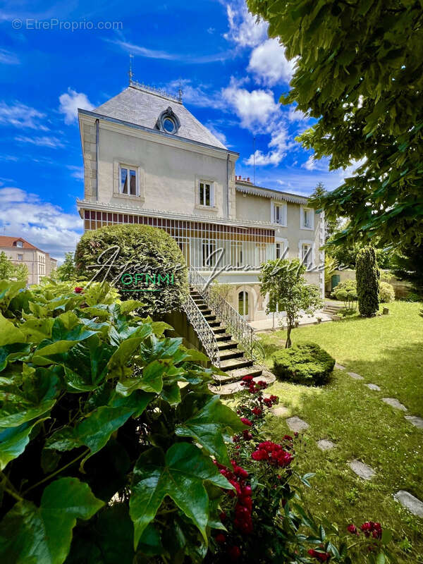 Maison à MONTBRISON