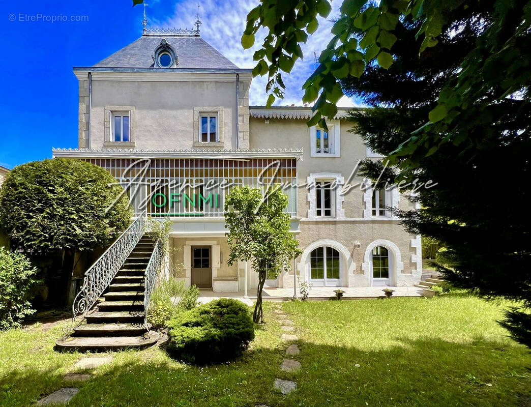 Maison à MONTBRISON