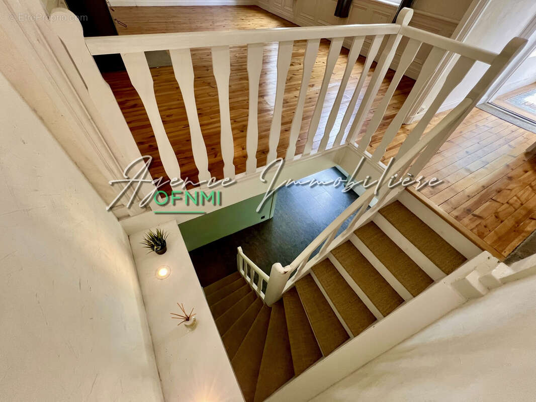 Maison à MONTBRISON