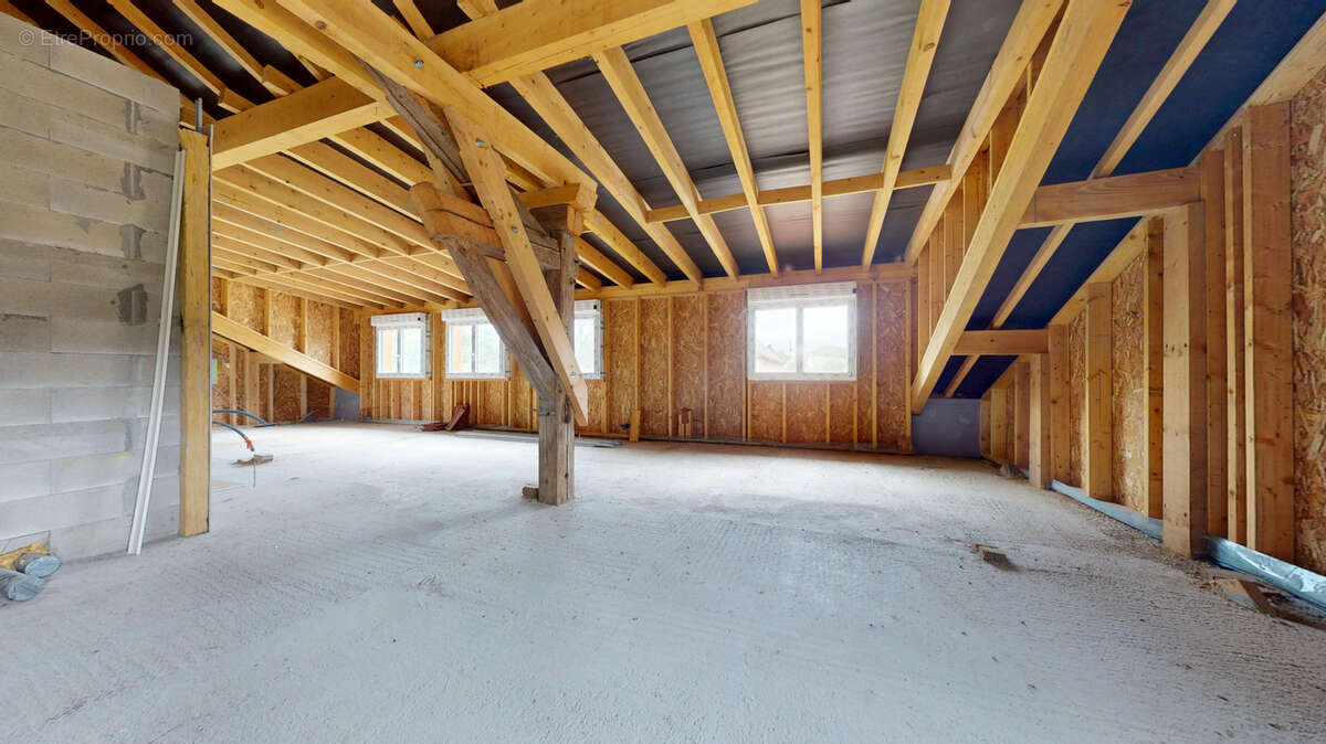 Appartement à NANCRAY