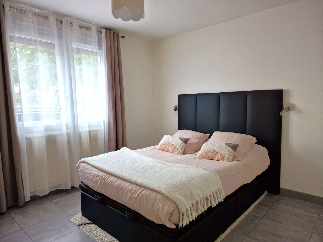 Appartement à MANTES-LA-JOLIE