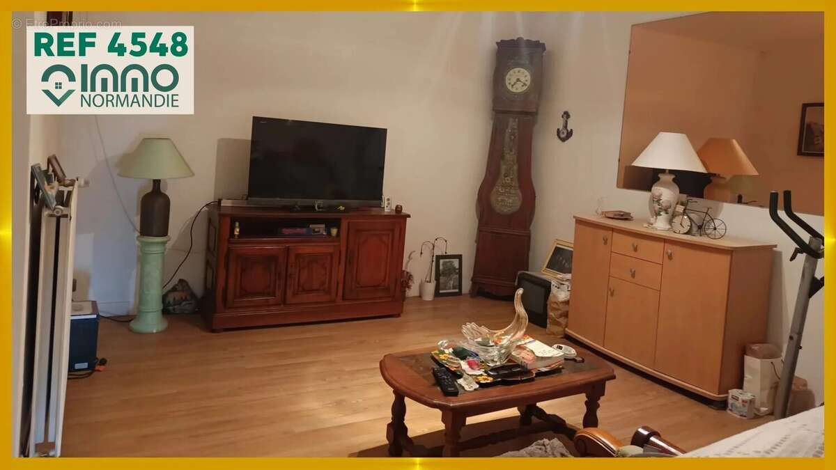 Maison à BEAUMONT-LE-ROGER