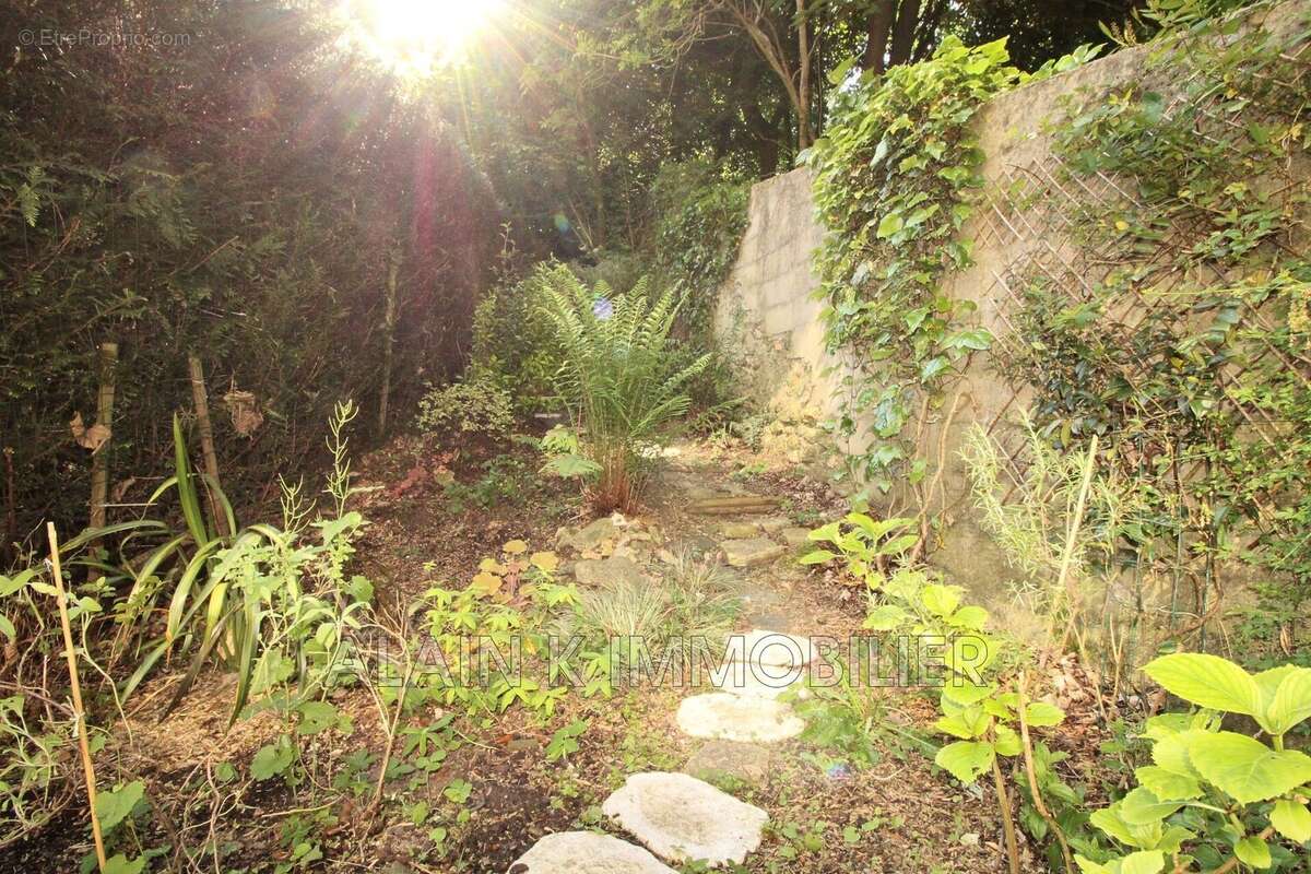 Appartement à CHAVILLE